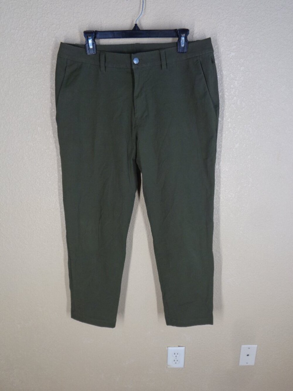 Lululemon Mens 34X29 Olive Green Commission ABC Style Pants Slim Fit Stretch